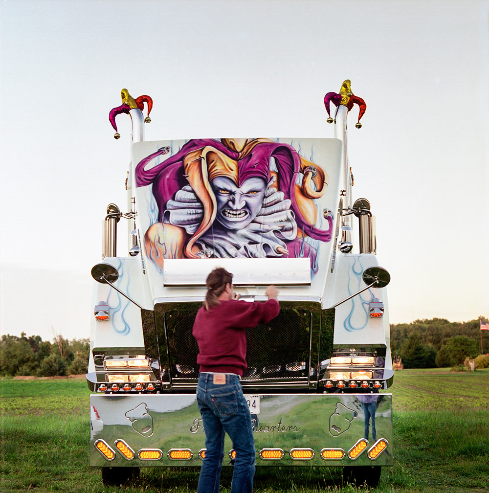 Hood, Fench Quarters